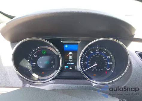 2013 Hyundai Sonata Hybrid z USA, uszkodzony, nr VIN KMHEC4A48DA073859